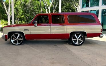 GMC-Suburban-SUV-1986-Red-Tan-0-7