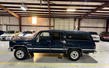 GMC-Suburban-SUV-1987-Blue-Blue-124412-18