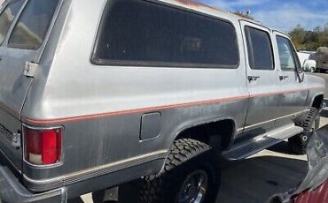 GMC-Suburban-SUV-1990-Grey-321869-4