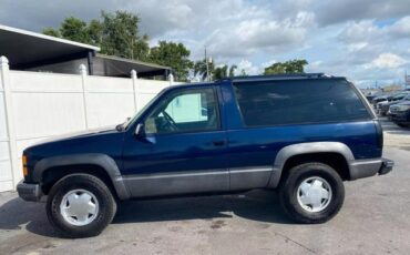 GMC-Yukon-SUV-1995-Blue-Gray-0-7