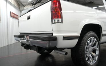 GMC-Yukon-SUV-1995-White-Gray-208447-13