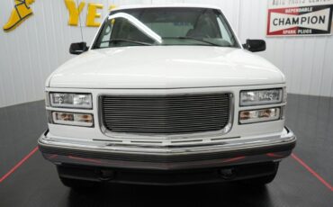 GMC-Yukon-SUV-1995-White-Gray-208447-27