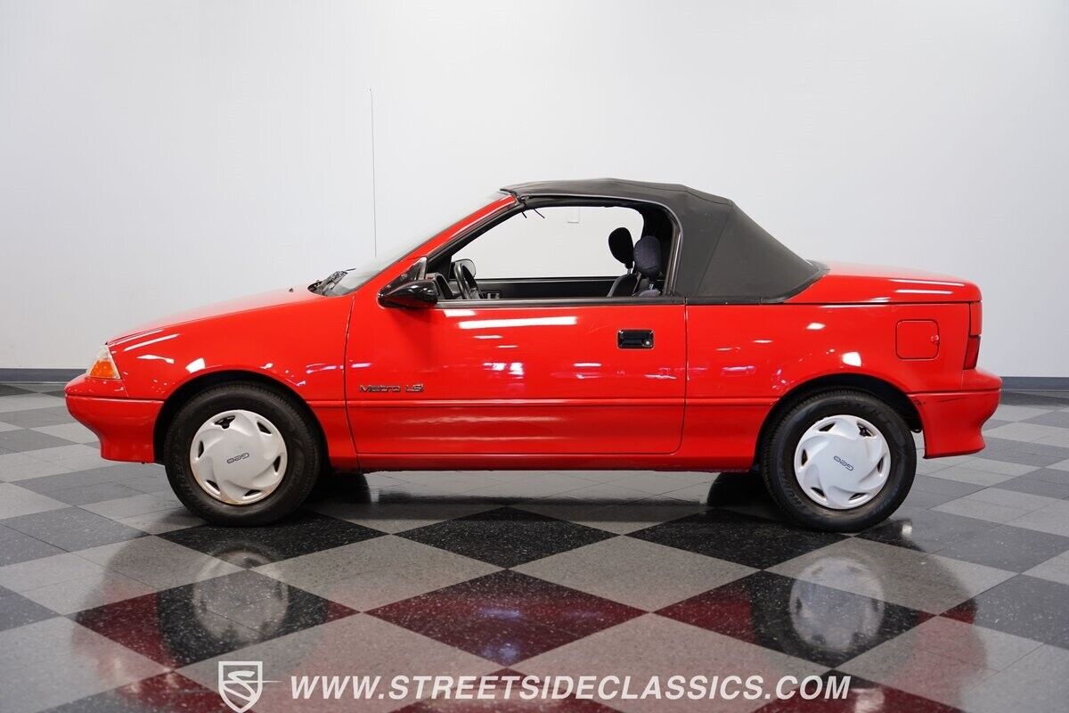 Geo-Metro-Cabriolet-1991-Red-Gray-111766-2