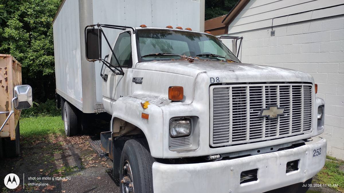 Gmc-1991-white-181295-11