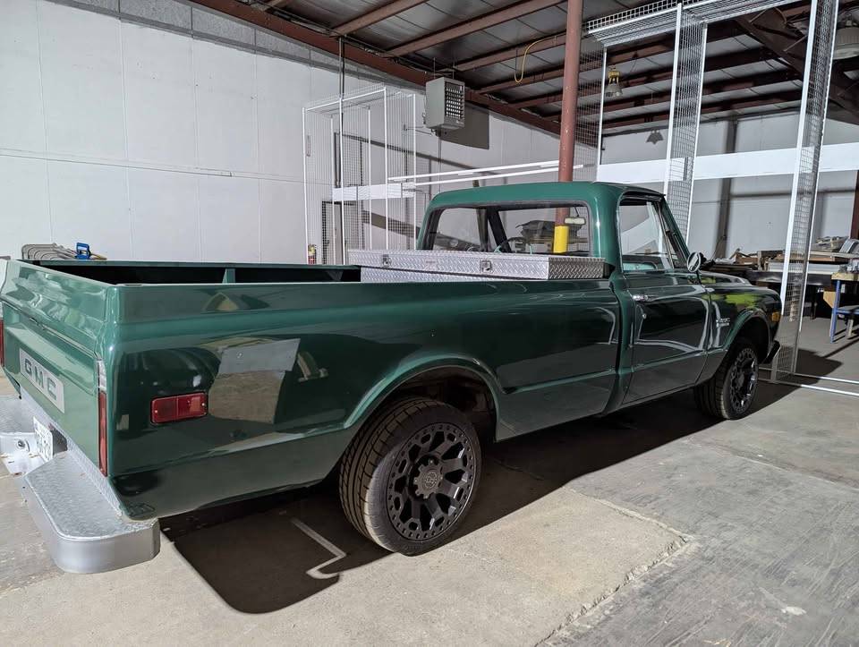 Gmc-2500-regular-cab-long-bed-1968-green-119135-7