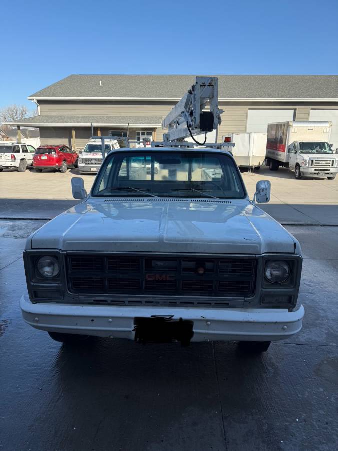 Gmc-3500-1979-white-135989-2