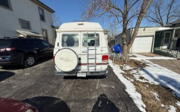 Gmc-Malibu-1992-white-247838-1