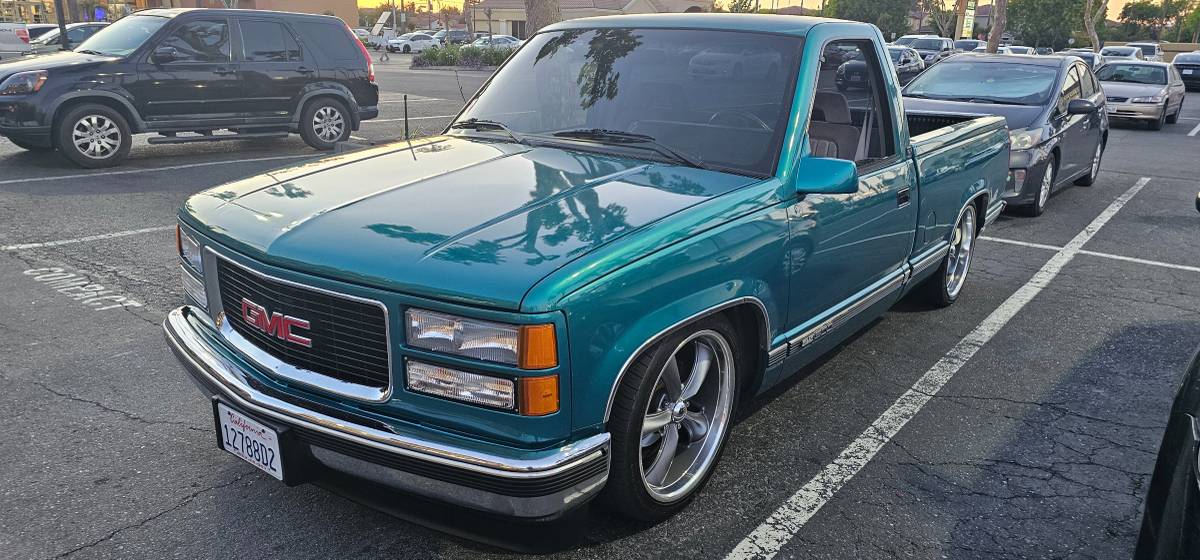 Gmc-Sierra-1500-1993-green-328305-1