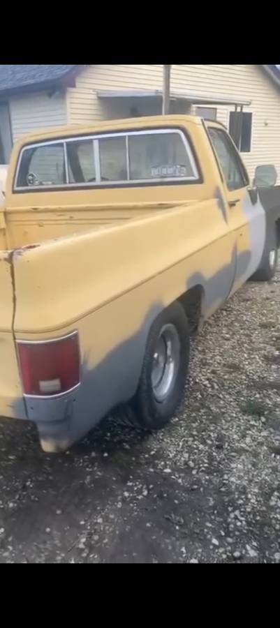 Gmc-Sierra-1985-yellow-141622-2