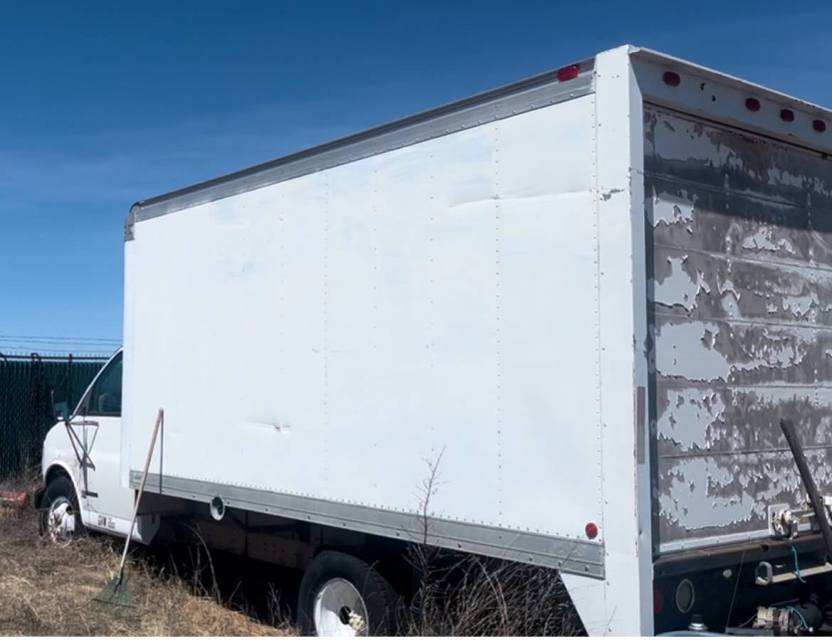 Gmc-Sierra-3500-hd-1993-white-241401-1