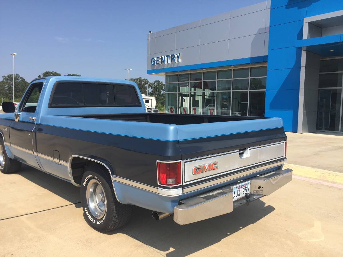 Gmc-Sierra-classic-1987-122131-2