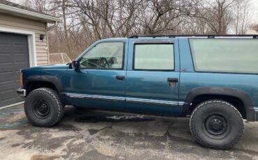 Gmc-Suburban-2500-1993-blue-213398-1