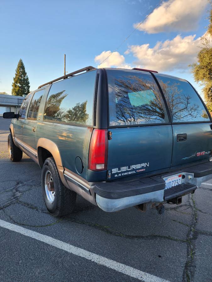 Gmc-Suburban-diesel-1994-blue-302556-3