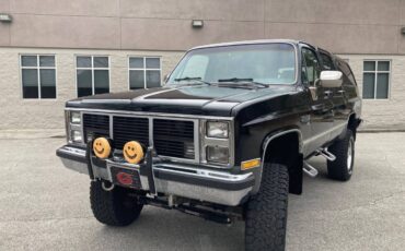 Gmc-Suburban-sierra-classic-1986-179260-2