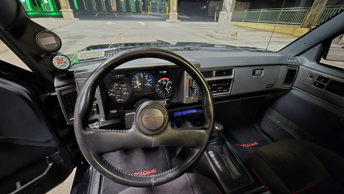 Gmc-Syclone-1991-157715-13