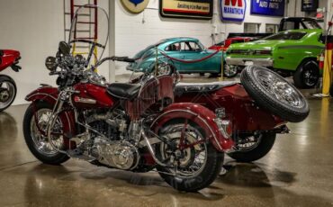 Harley-Davidson-Panhead-Cabriolet-1949-Burgundy-Black-97-5