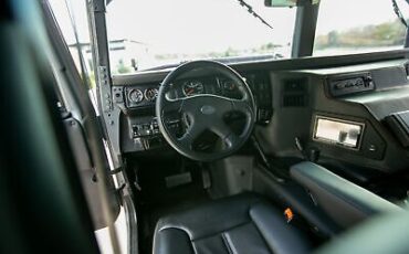 Hummer-H1-SUV-1995-Gray-Black-278-18