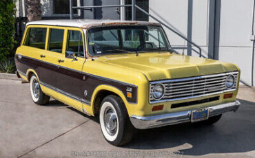 International Harvester Harvester Travelall  year1}