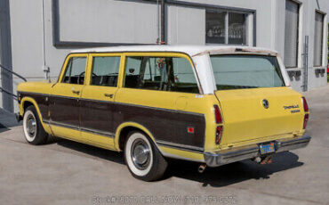 International-Harvester-Harvester-Travelall-1975-Yellow-Other-Color-0-6