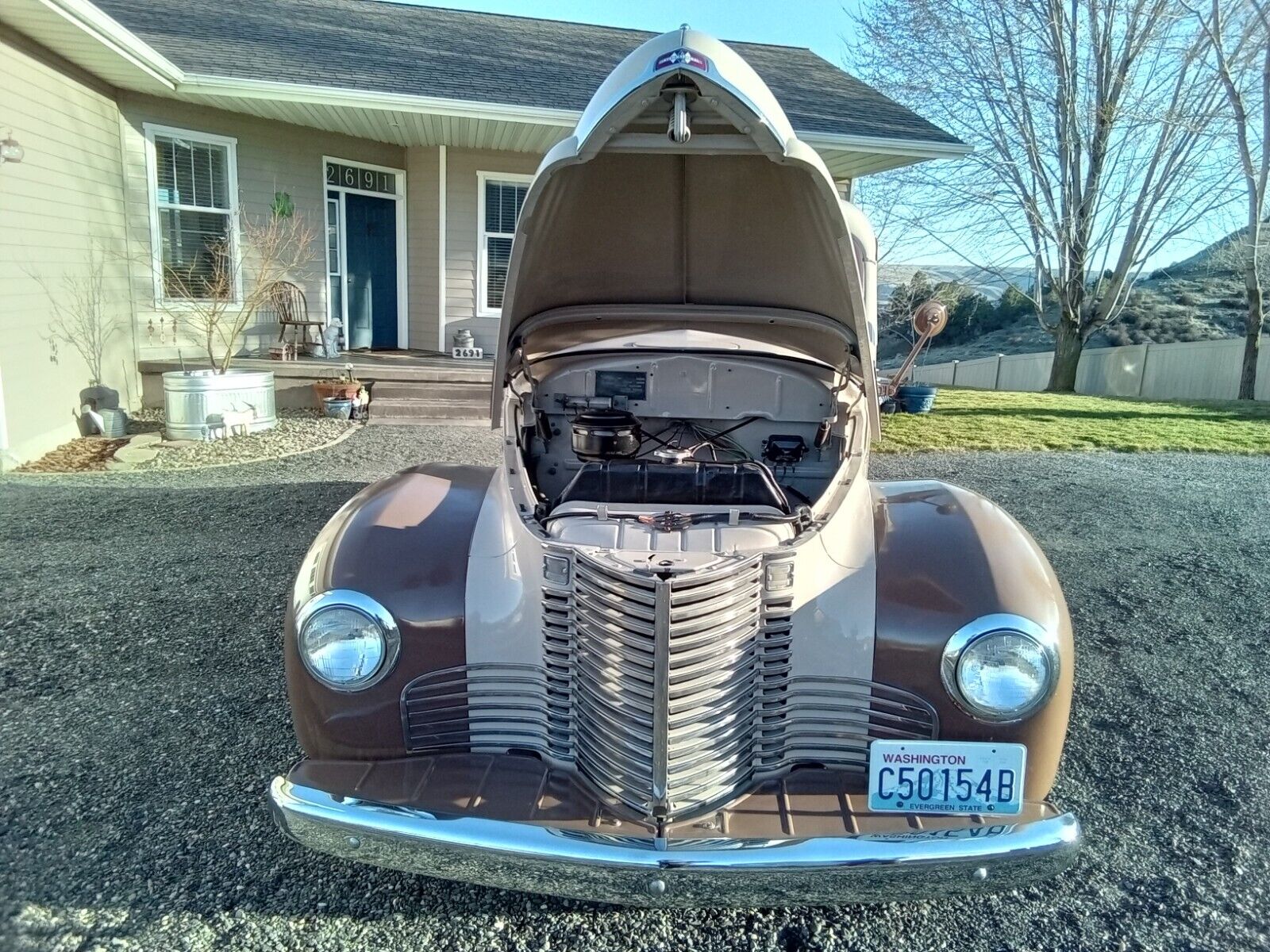 International-Harvester-KB-1-1947-Tan-and-Brown-Tan-and-brown-108212-36