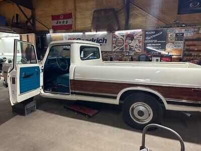 International-Harvester-Other-Pickup-1969-White-Blue-67686-6