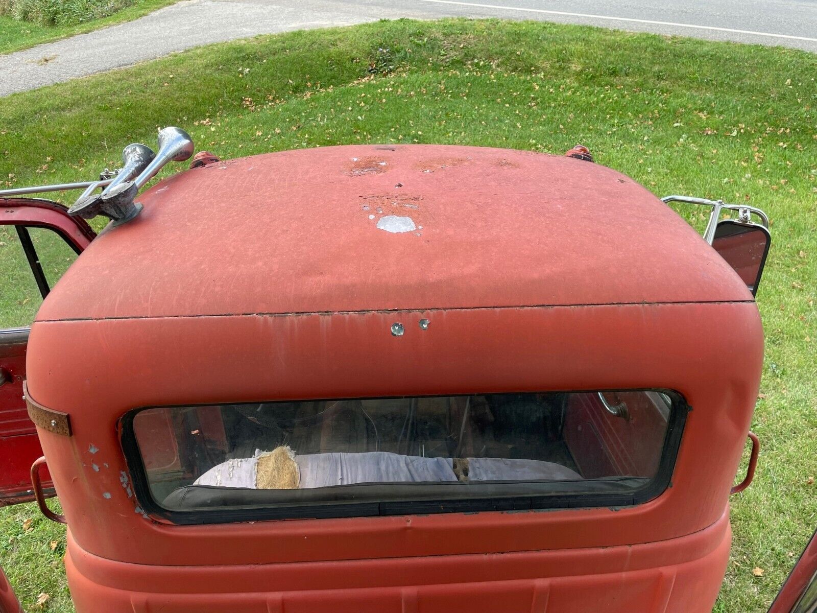 International-Harvester-R-200-1959-Red-Brown-40234-10