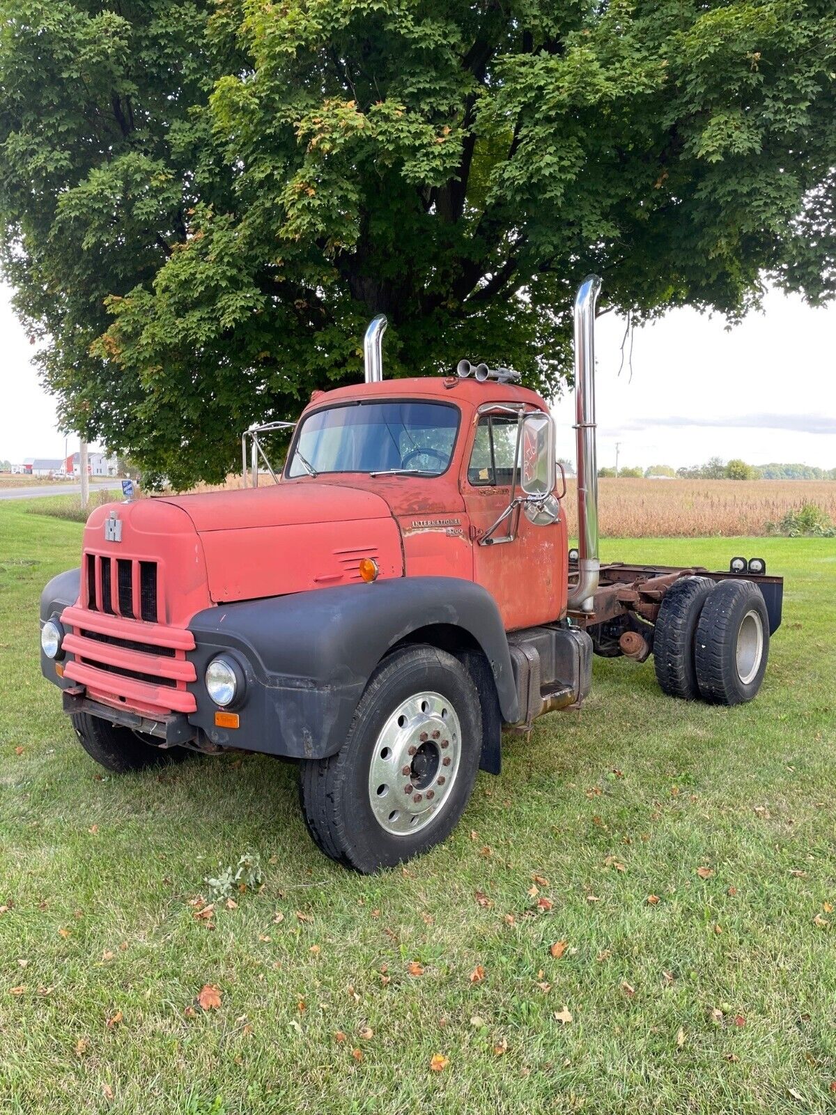 International-Harvester-R-200-1959-Red-Brown-40234-7