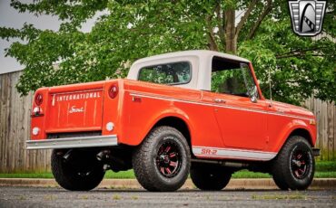 International-Harvester-Scout-1970-Red-Black-92211-6