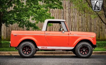 International-Harvester-Scout-1970-Red-Black-92211-7