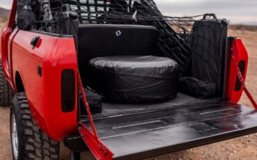 International-Harvester-Scout-1978-Red-Black-805-22