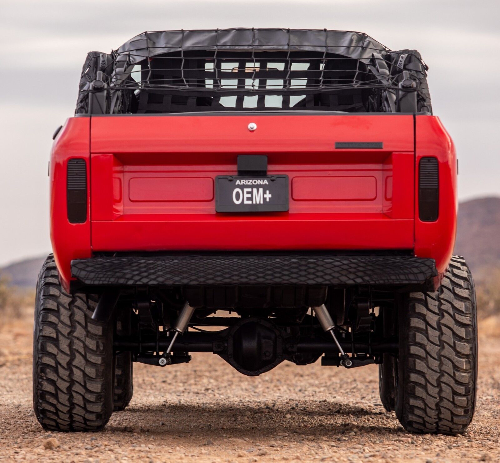 International-Harvester-Scout-1978-Red-Black-805-4