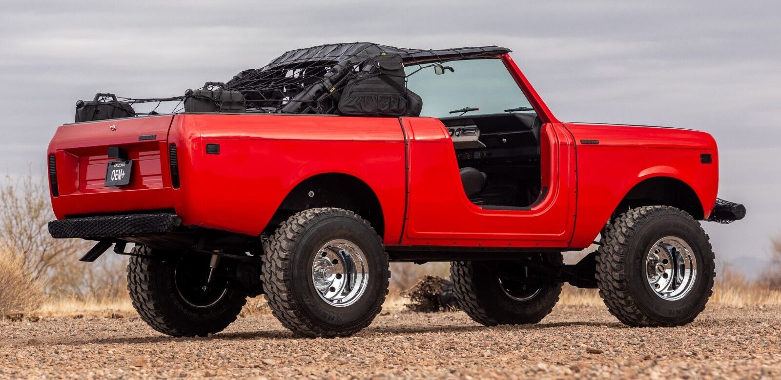 International-Harvester-Scout-1978-Red-Black-805-7