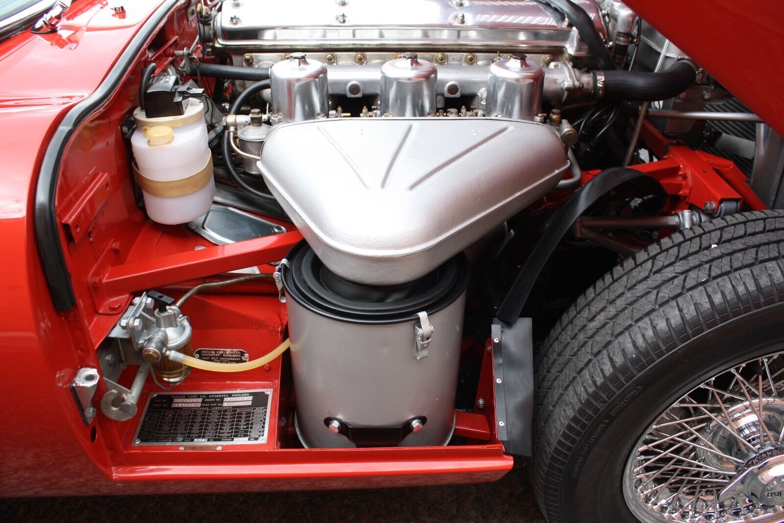 Jaguar-E-Type-Cabriolet-1967-Red-Black-118269-16