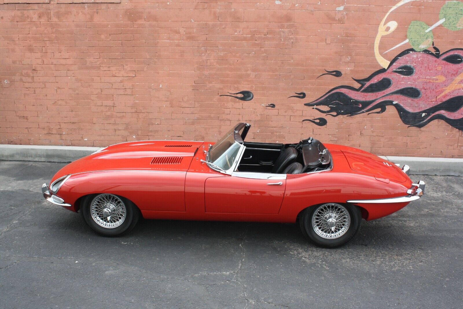 Jaguar-E-Type-Cabriolet-1967-Red-Black-118269-37