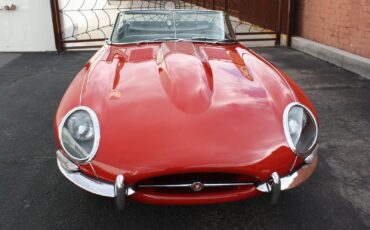 Jaguar-E-Type-Cabriolet-1967-Red-Black-118269-4