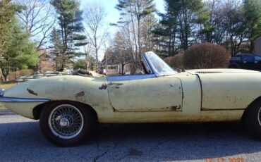 Jaguar-E-Type-Cabriolet-1968-Yellow-Black-58804-1