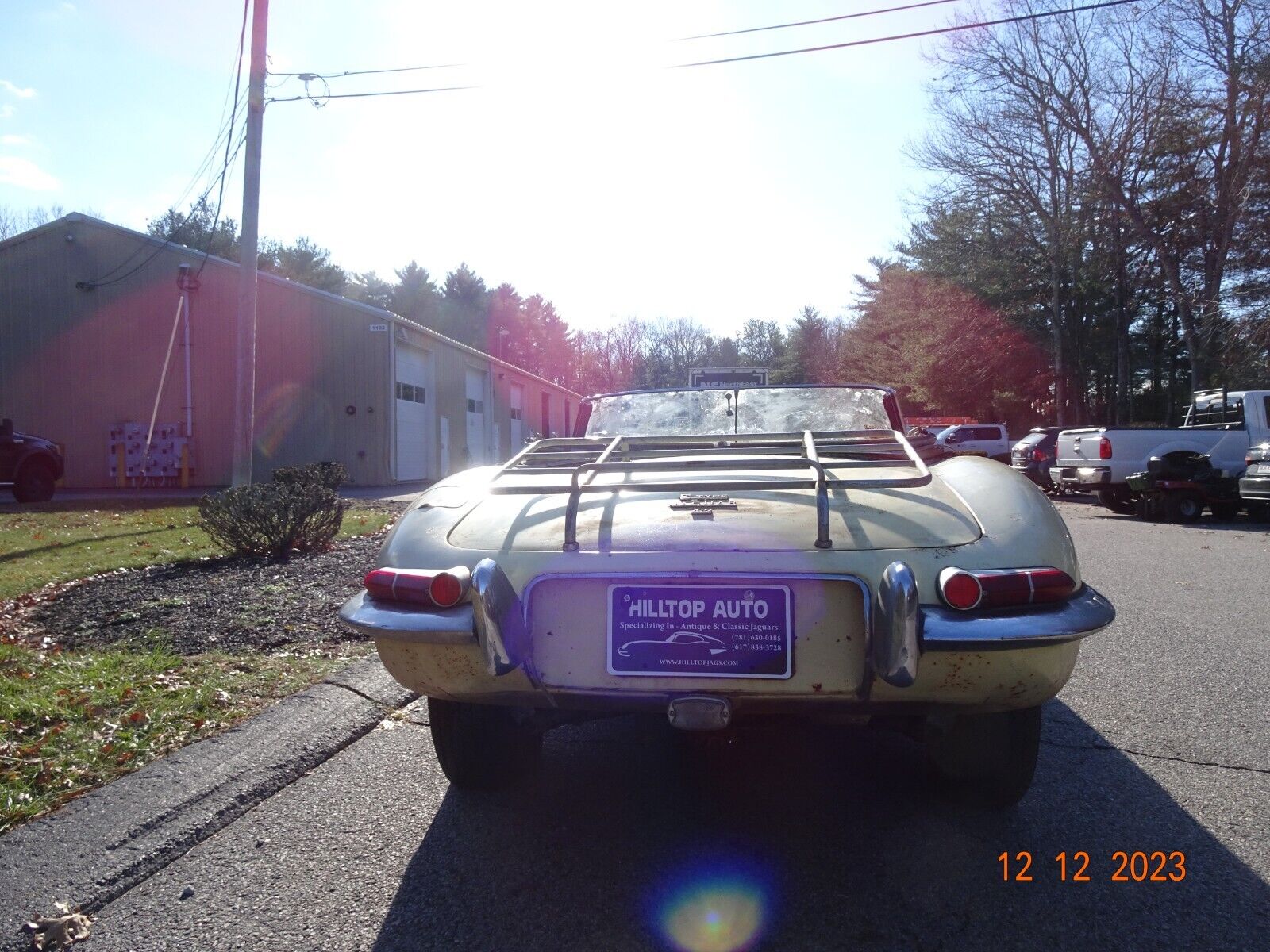 Jaguar-E-Type-Cabriolet-1968-Yellow-Black-58804-5