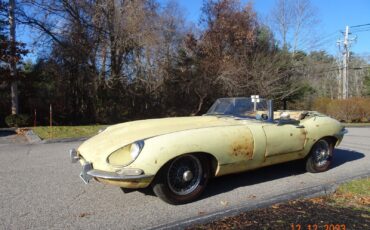 Jaguar-E-Type-Cabriolet-1968-Yellow-Black-58804-7