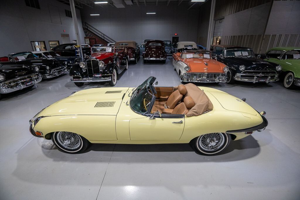 Jaguar-E-Type-Cabriolet-1969-Yellow-Saddle-159599-11