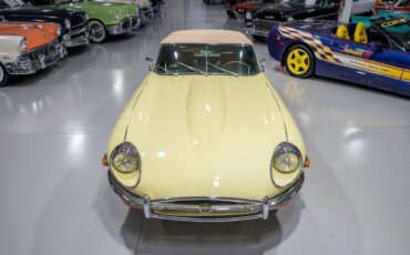 Jaguar-E-Type-Cabriolet-1969-Yellow-Saddle-159599-13