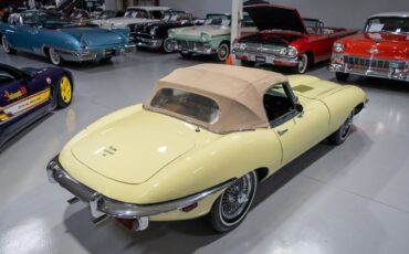 Jaguar-E-Type-Cabriolet-1969-Yellow-Saddle-159599-16