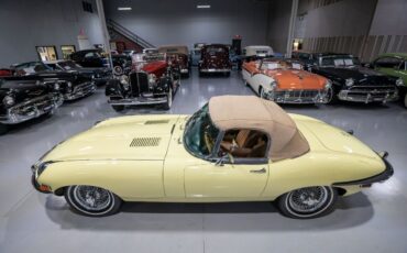 Jaguar-E-Type-Cabriolet-1969-Yellow-Saddle-159599-19