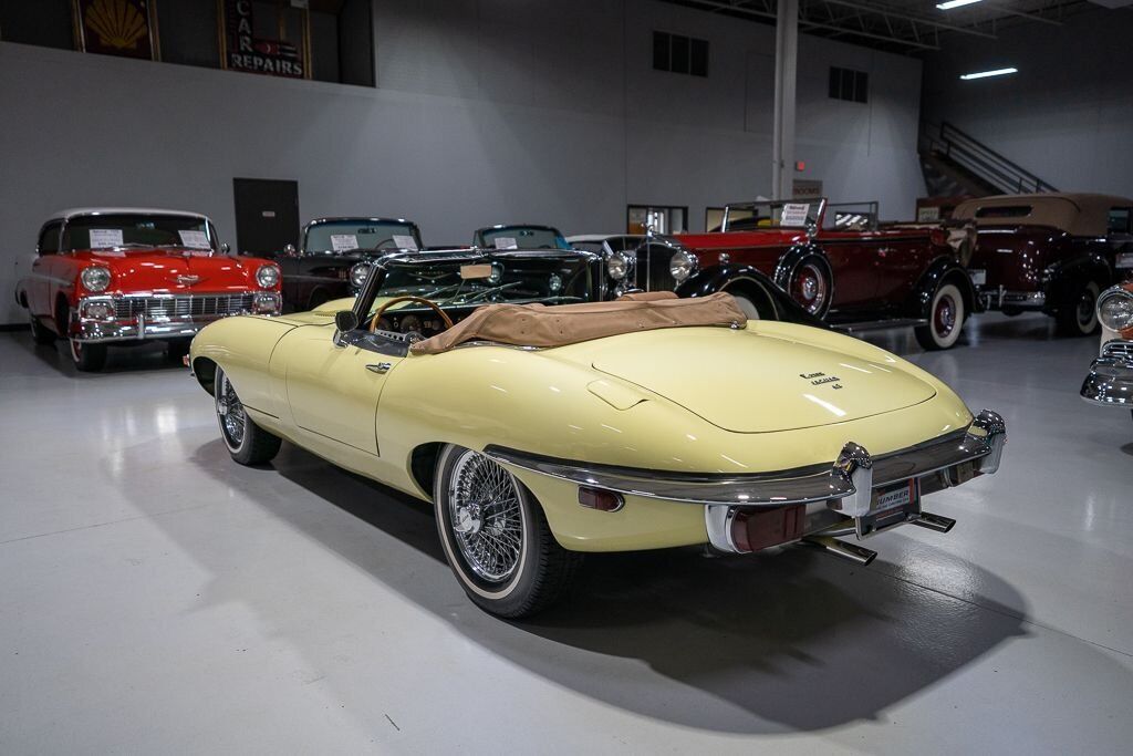 Jaguar-E-Type-Cabriolet-1969-Yellow-Saddle-159599-26