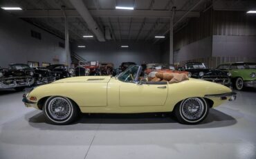 Jaguar-E-Type-Cabriolet-1969-Yellow-Saddle-159599-27