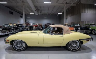 Jaguar-E-Type-Cabriolet-1969-Yellow-Saddle-159599-35