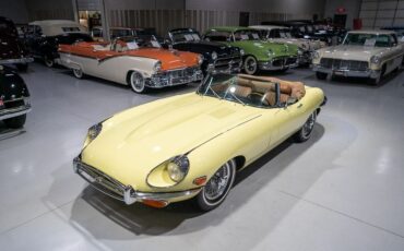 Jaguar-E-Type-Cabriolet-1969-Yellow-Saddle-159599-4