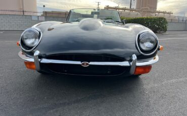 Jaguar-E-Type-Cabriolet-1970-Black-Black-52640-4