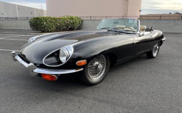 Jaguar-E-Type-Cabriolet-1970-Black-Black-52640-8