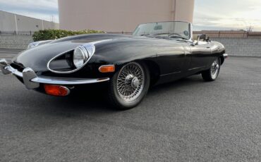 Jaguar-E-Type-Cabriolet-1970-Black-Black-52640-9