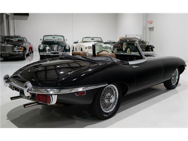 Jaguar-E-Type-Cabriolet-1970-Black-Cinnamon-108209-6